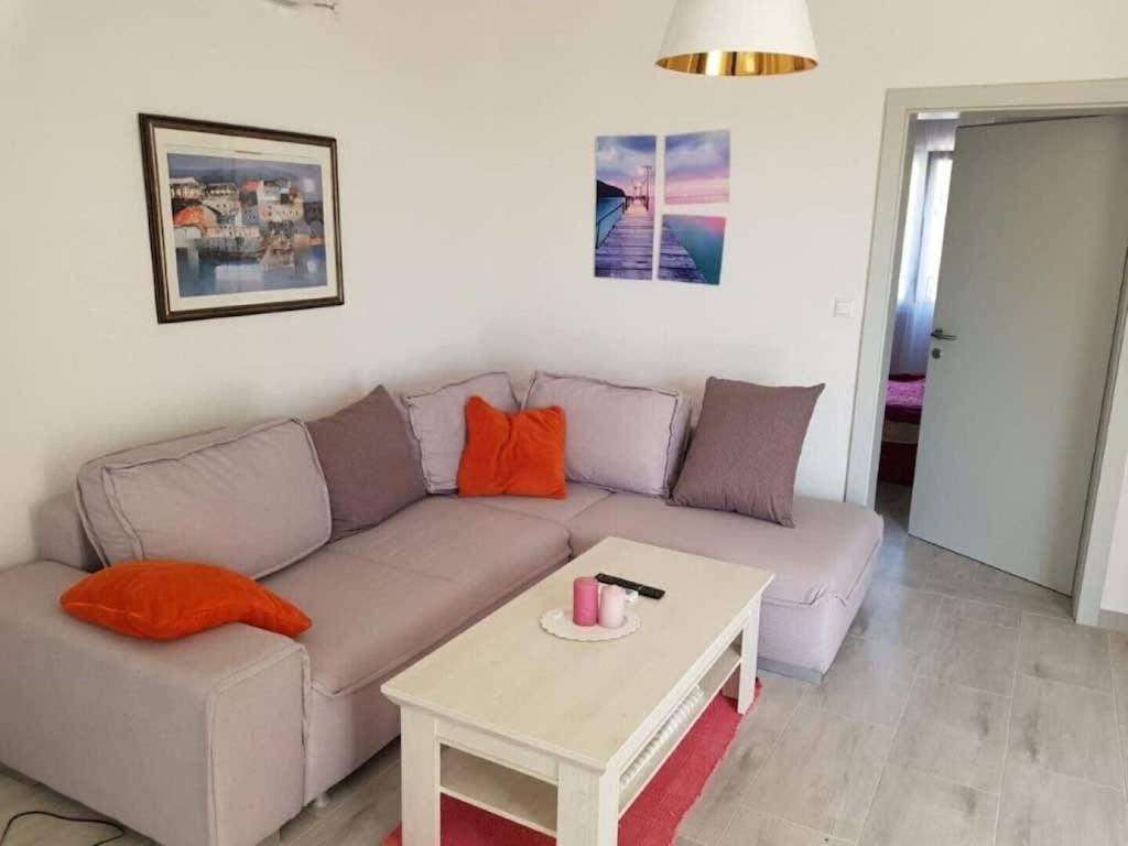 Ferienwohnung Pink Paradiso Rogoznica  Exterior foto